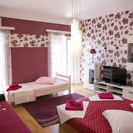 Isabella * マカルスカ