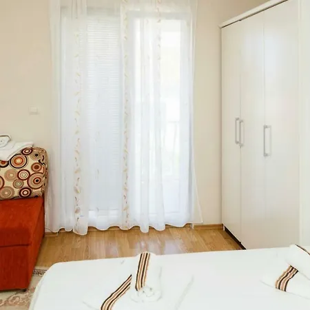 Isabella Appartement Makarska